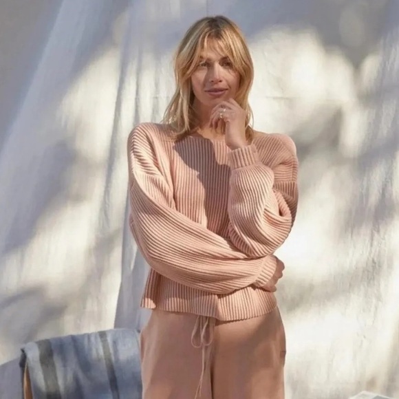 NEW Lunya Cozy Cotton Silk Reversible Pullover Sweater in Tranquil Tan - Picture 4 of 5